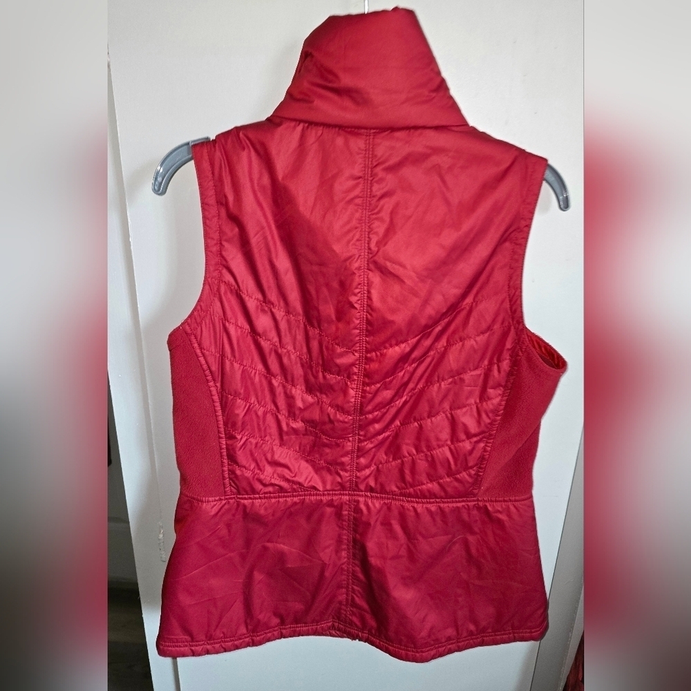 Columbia Red Quilted Puffer Vest With Pockets Zip-up Cold Weather Women's M - Picture 5 of 10